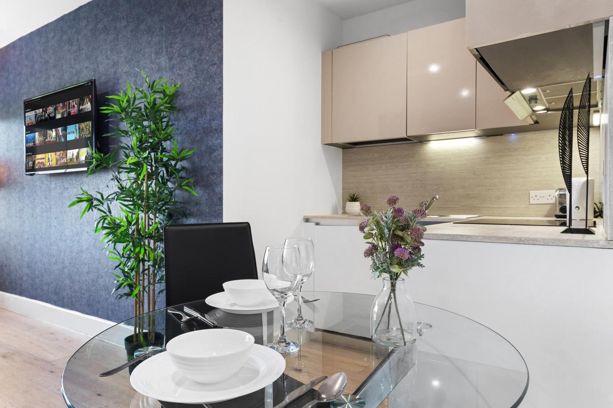 Modern One Bedroom Flat - Sleeps 5 -Near Heathrow - London Ub3 Esterno foto